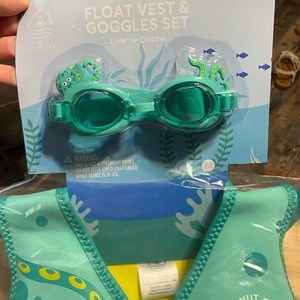 Float Vest And Goggles Set